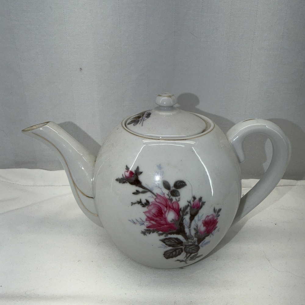 Estate‎ Find!-Beautiful Vintage Fred Roberts Company Floral Porcelain Teapot
